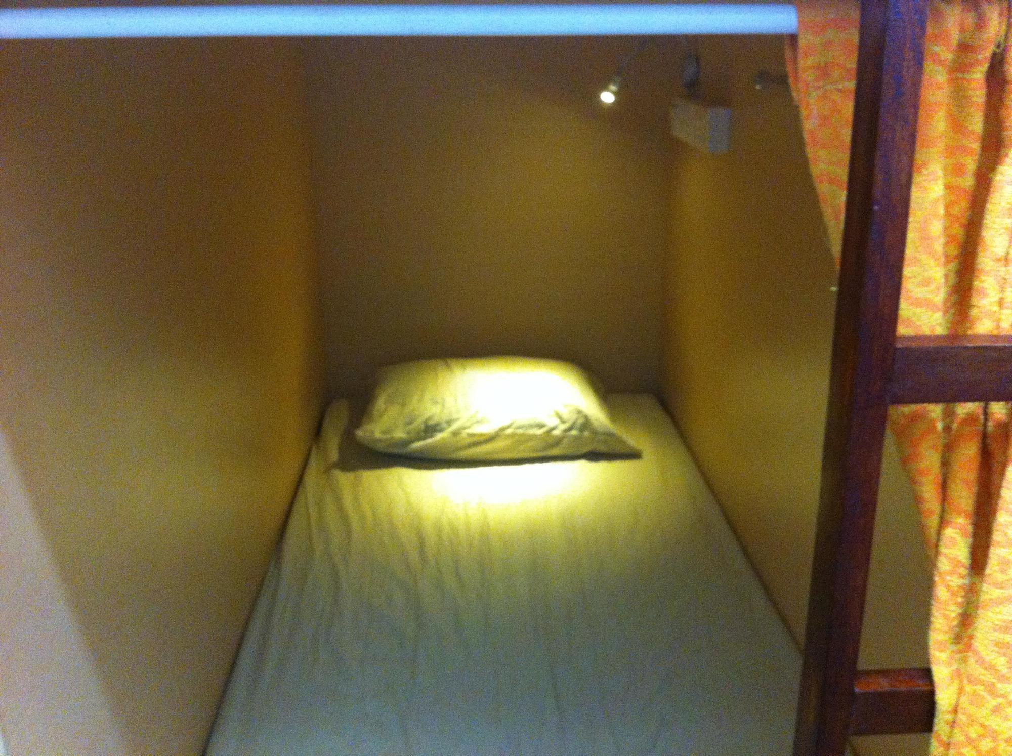 Meadows Hostel Singapore Exterior photo